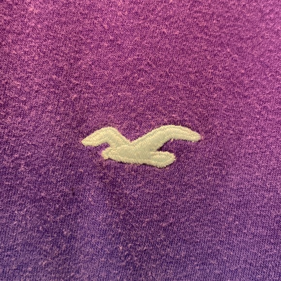 Hollister Tee size L - Picture 2 of 3